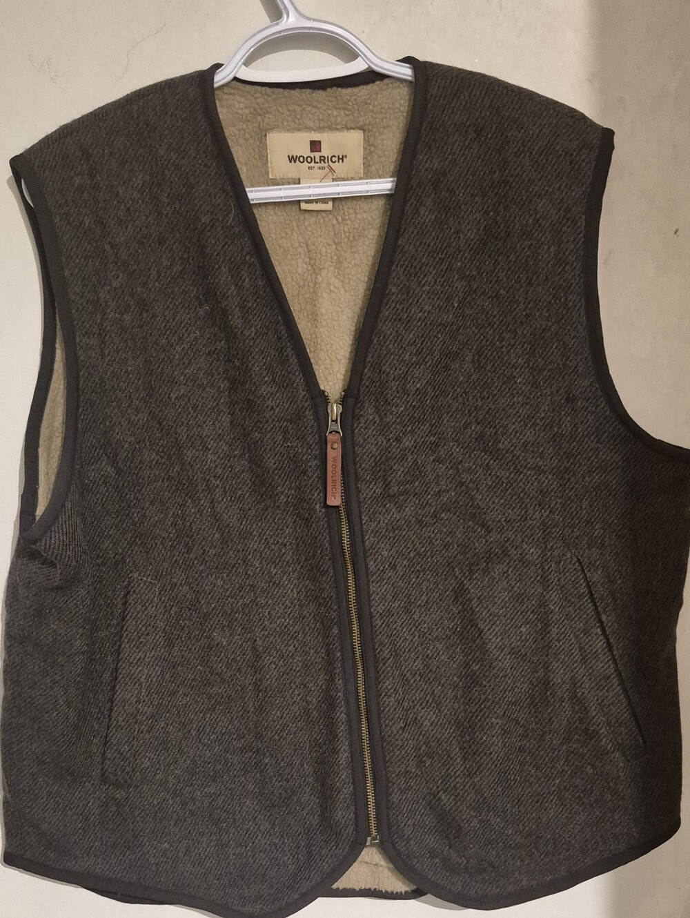 Woolrich Men's Gray /olive Wool-Blend Sherpa-Lined Vest Sz.M